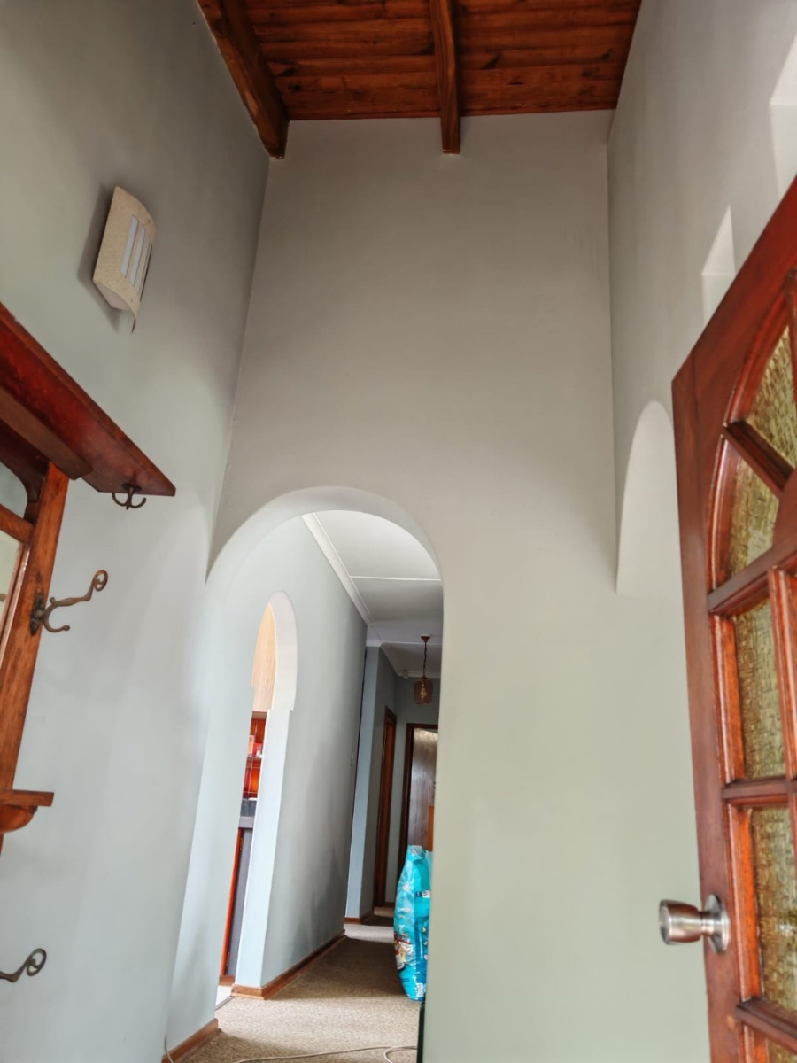 3 Bedroom Property for Sale in Nahoon Valley Park Eastern Cape